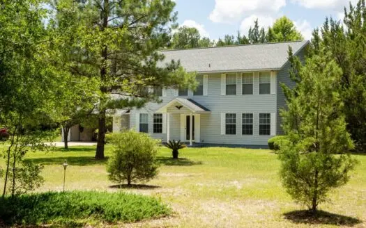 Gorgeous 4/2.5  Home on 5 Acres Wellborn, Fl for Sale