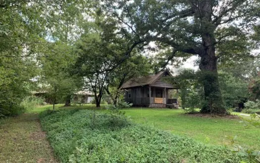 Self Sufficient Solar Powered 3bed/2bath House on 78 Acres