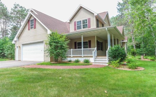 Home in the Country for Sale in Waupaca