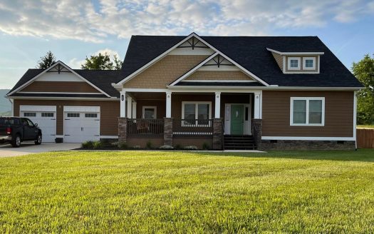 3 Br, 3 Ba Home in Speedwell, Tn for Sale