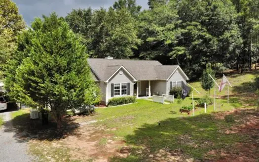 Home and 39.5acres Of Land for Sale – Hartford Al