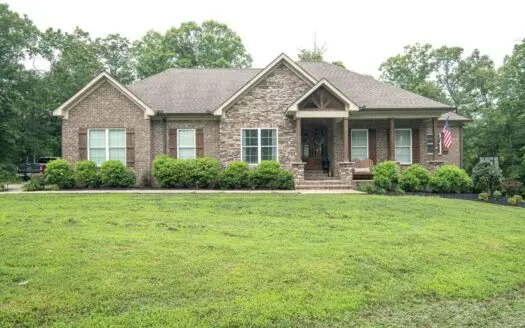 Country Home for Sale in Lewis County, Tennessee