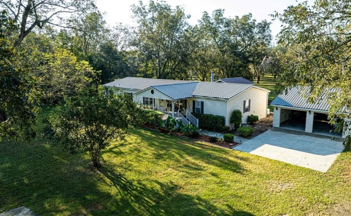 Country Home in Suwannee County, Florida for Sale