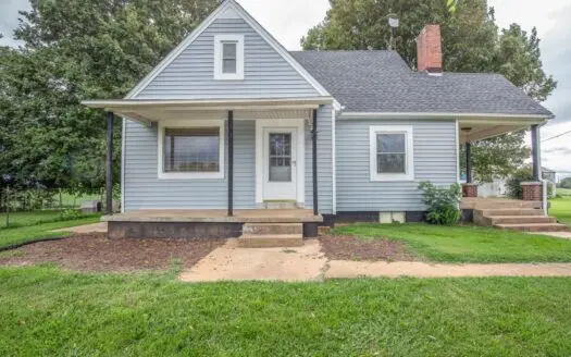 3 Bedroom Country Home On2.67 Acre for Sale in Franklin, Ky.