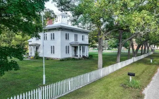 Home for Sale in Rural, Waupaca Wi