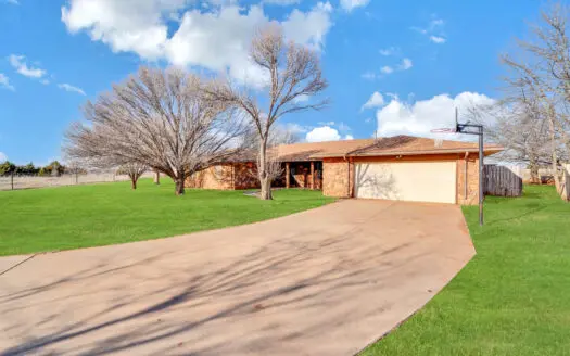 Country Home For Sale Near Elk City, Oklahoma