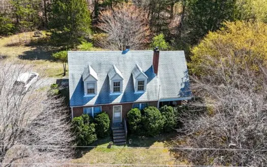 Welcome To A Country Setting In Southern VA