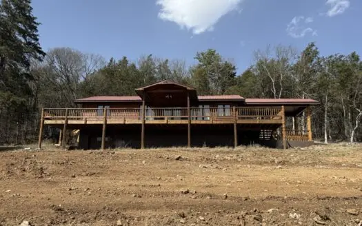 Beautiful Home For Sale Outside Of Eminence Missouri