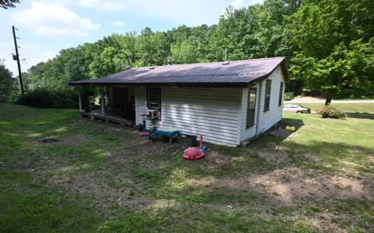Cozy Home, near the Tennessee River, for Sale in Linden, TN