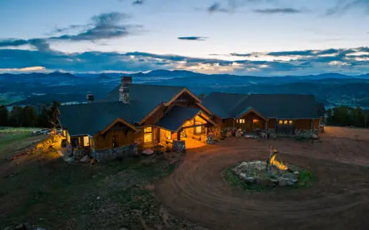 Colorado Luxury Ranch:CUSTOM HOME,440 ACRES,3 PONDS, BORDERS BLM
