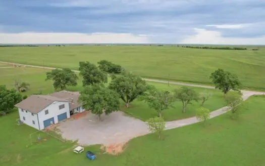 Country Home For Sale Near Cordell, Oklahoma
