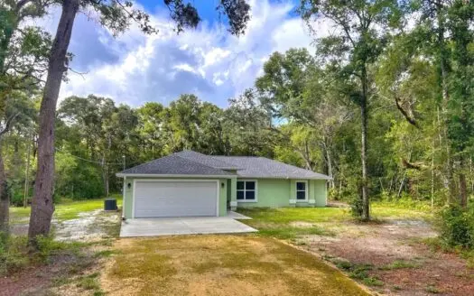 Beautiful Home For Sale In Trenton, FL