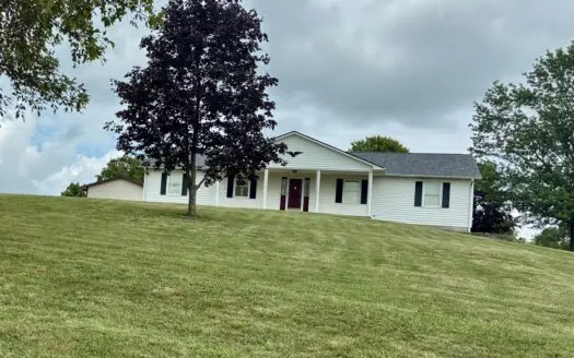 1003 Old Lair Rd. Cynthiana, Ky. 41031 House, 3 car garage, 2acre