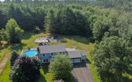 Spacious 5 Bedroom Country Home