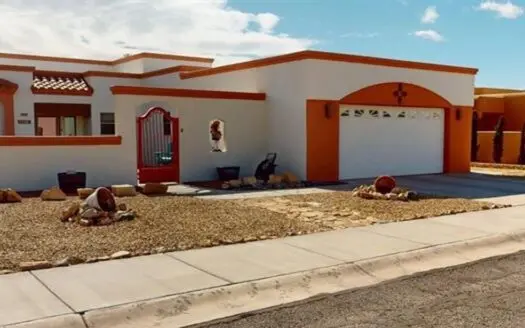 Home for sale in Deming NM, Southwest-Style Home