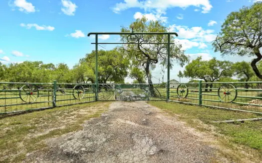 Acreage with Home in Jim Wells County, Orange Grove, Texas