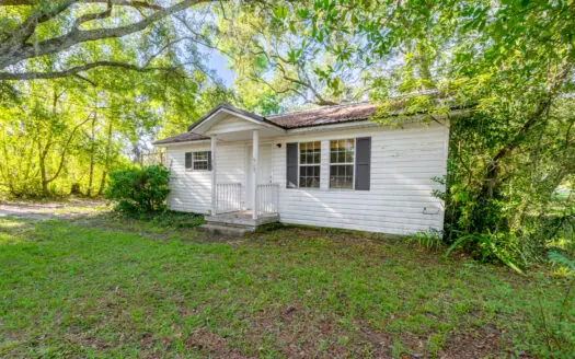 Excellent First Time Home for Sale in Live Oak, Florida