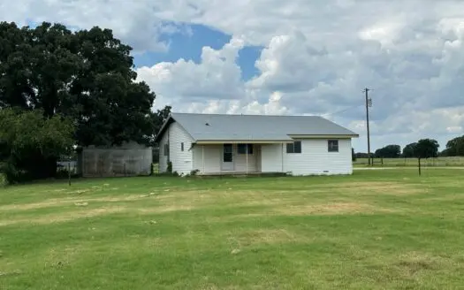 Country Home with Shop Potential near Comanche and Sidney TX