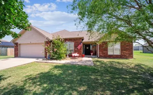 Pryor, Oklahoma Country Home For Sale