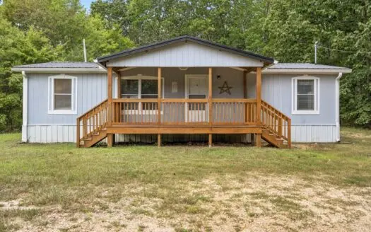 Country Home for Sale in Lewis County, Tennessee