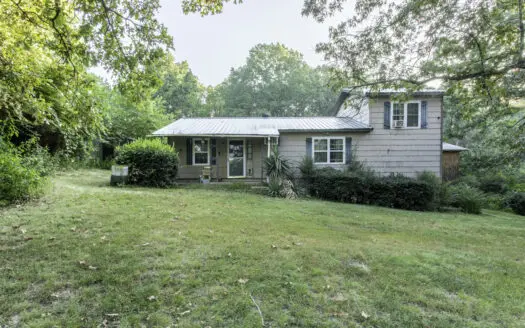 Country Home For Sale in Powhatan AR