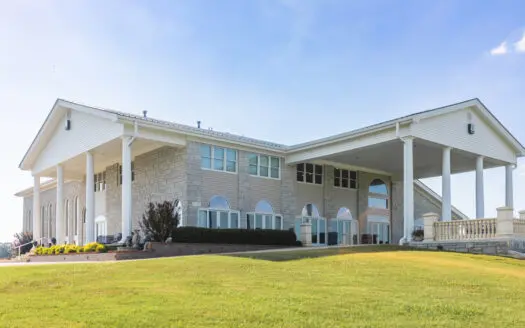 Versatile Luxury Property for Sale in North Central Arkansas