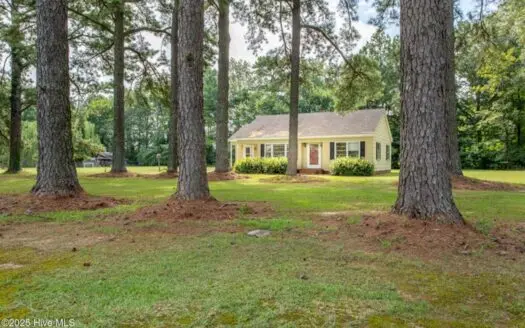 Home For Sale In Windsor North Carolina