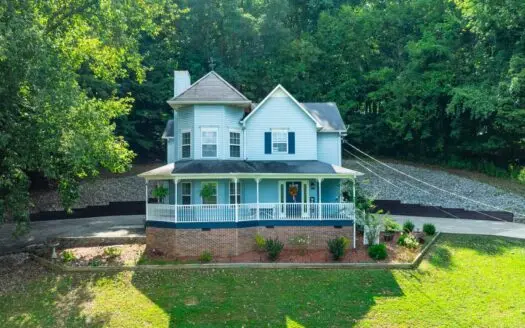 Country Home for Sale in Maury County, Tennessee