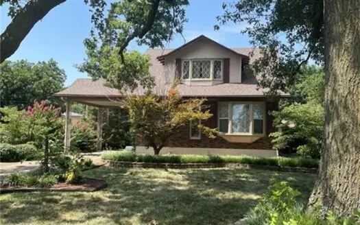 Charming historic home with Acreage, Outbuildings and new roof