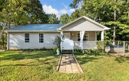 Ranch Home on a Private, Wooded Lot!