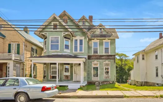 304 & 306 E. Market St, Williamstown, PA 17098