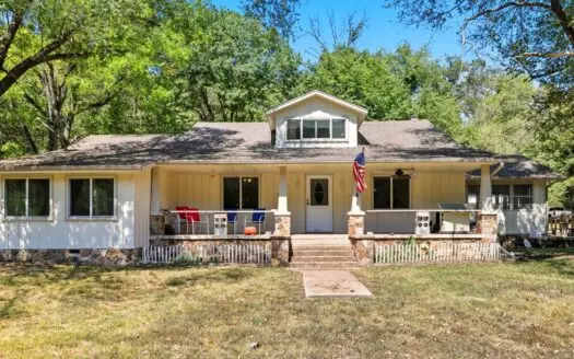 118 Acres w/ Home, Creek & Hunting in Missouri Ozarks