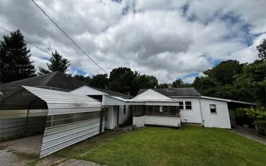 Bloomfield, IN Real Estate – Two Homes on One Lot Online Auction