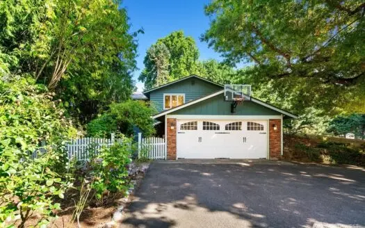 Private Acreage with Mt. St. Helens Views