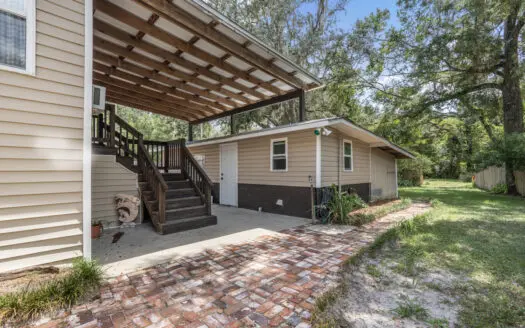 2 Bedroom Home For Sale in Bell, FL