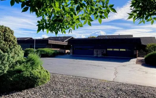 2 Bedroom Townhome for Sale in Montrose, Colorado