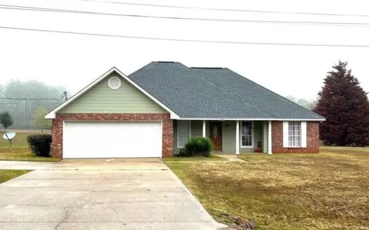 Great 3 Bed/2 Bath Home in a Very Popular Subivison in NPSD