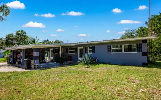 Waterfront 3/2 Block Home In Yankeetown Fl On Deep Water Canal