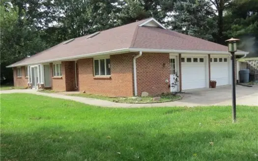 Earth-Contact Home with Country Feel in Stanberry, MO