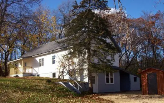 Nice country home on a nice country setting Pardeeville WI