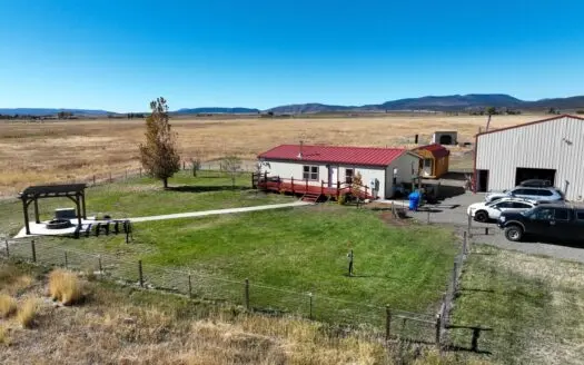 Eastern Oregon Thomas Creek Homestead in Lake County