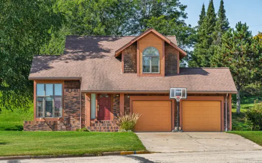 Custom home in Carter’s Subdivision, Elroy WI