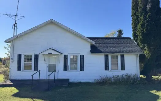 Cottage Sytle Home Located In Meadows Of Dan, Va Area