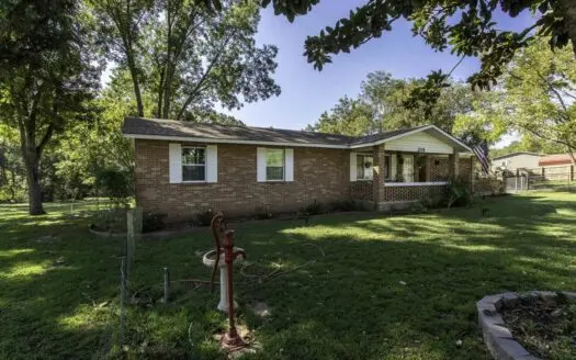 Home For Sale in Evening Shade, Arkansas