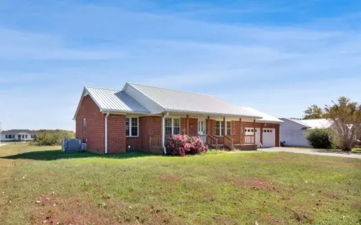 Country Home for Sale in Lewis County, Tennessee