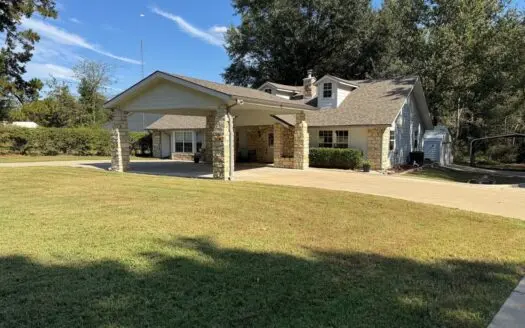 Custom 3 Bedroom 3 and half Bath Home located Near Lake