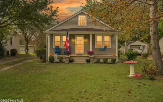 Home For Sale In Edenton, North Carolina