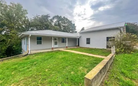 3 Bed 2 Bath Newton County Home on 31 Acres in Jasper For Sale