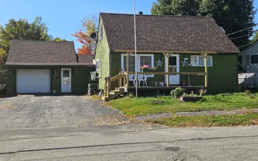 Intown Cape Style Home – East Millinocket, Maine