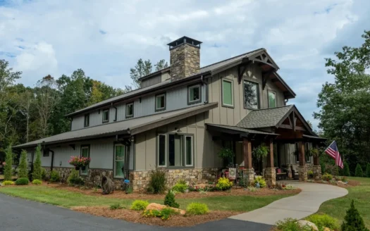 Luxury Barndominium in the North GA Mountains on 13.27 Acres